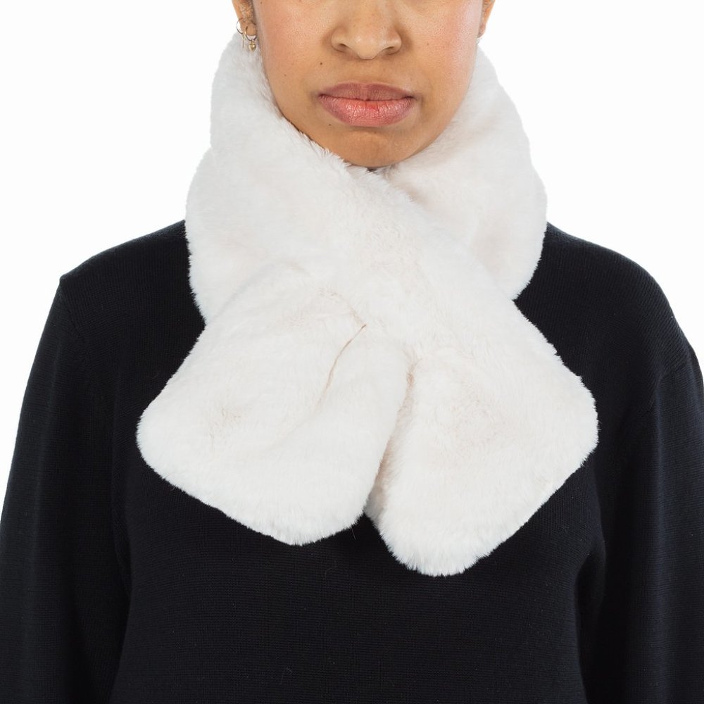 NEW Luxurious White Faux Fur Pull Through Scarf